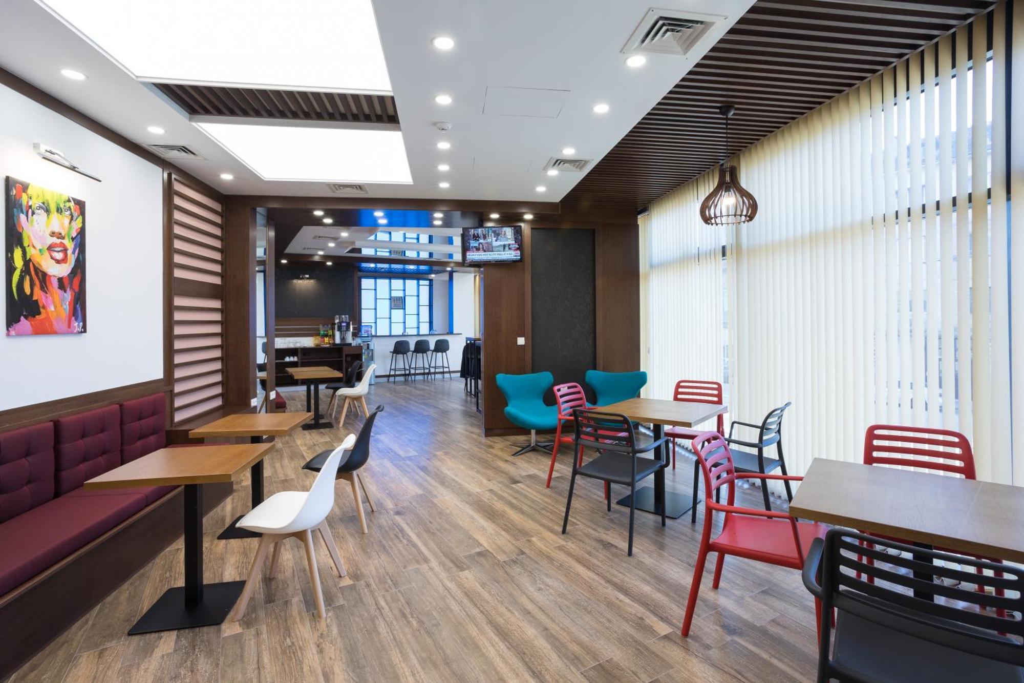 B1 Boutique 4* Sofia