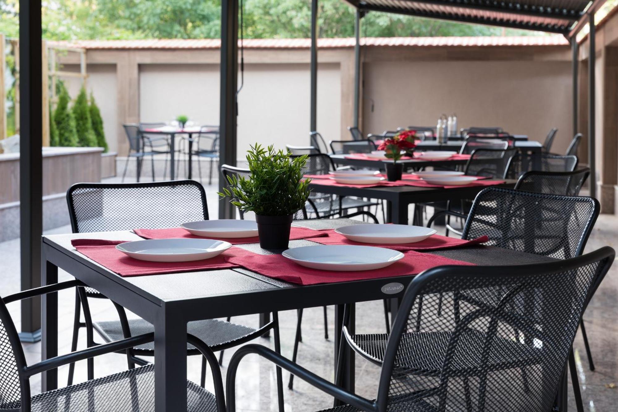 B1 Boutique 4* Sofia