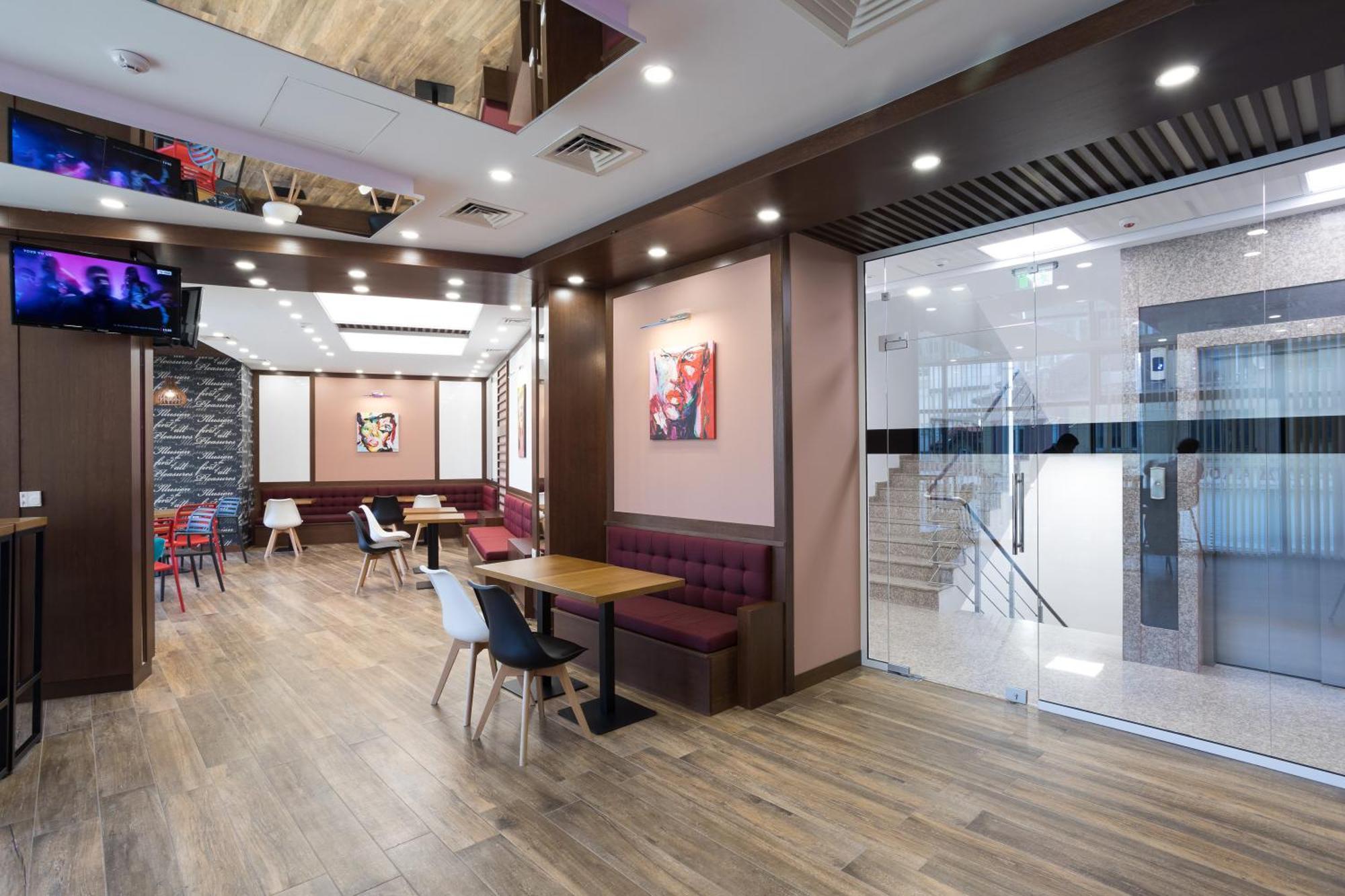 B1 Boutique 4* Sofia
